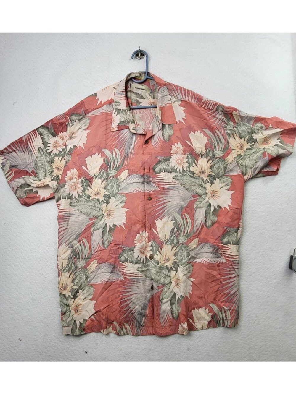 Tommy Bahama Cactus Flower Silk Hawaiian Shirt 2XL XXL Camp Resort